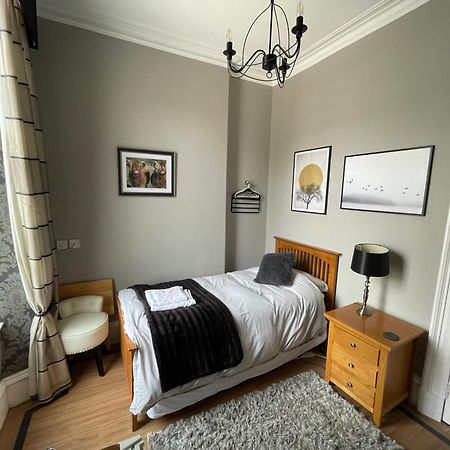 Hannahs Guesthouse Aberdeen Bagian luar foto